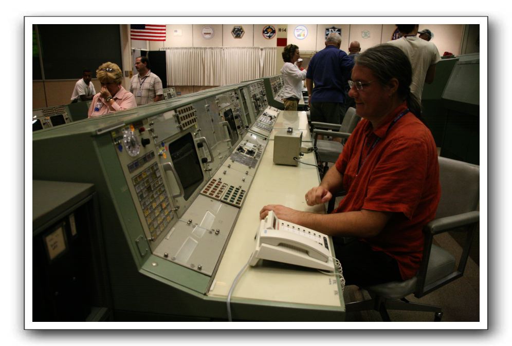 Armadillo Tour - NASA Mission Control 274