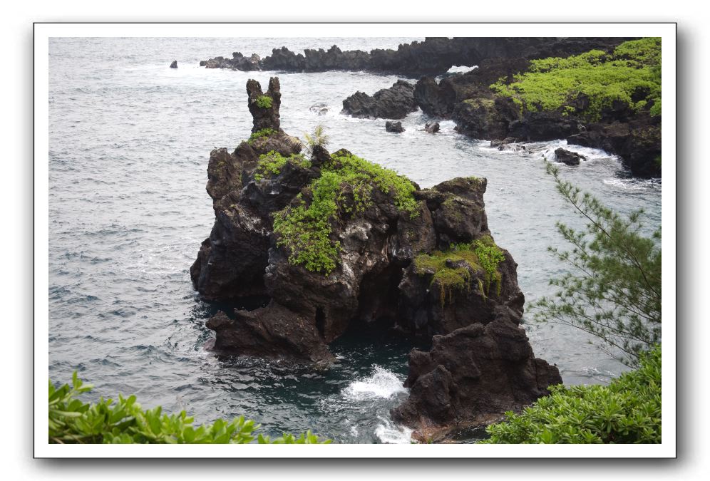 Hana-Highway-Waianapanapa-State-Park-176