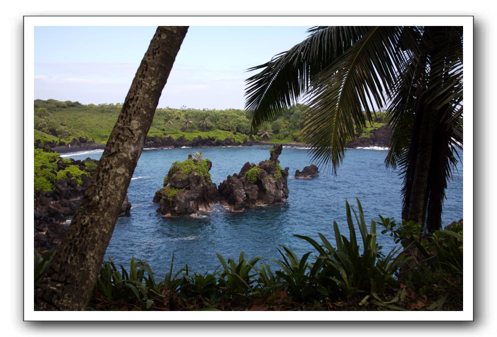 Hana-Highway-Waianapanapa-State-Park-115