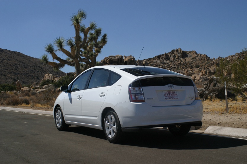 Prius-Joshua-Tree-0411.JPG