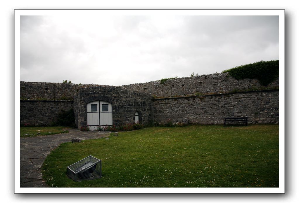 Castle-Dunguaire-Ballyvaughan-Cliffs-of-Moher-3056