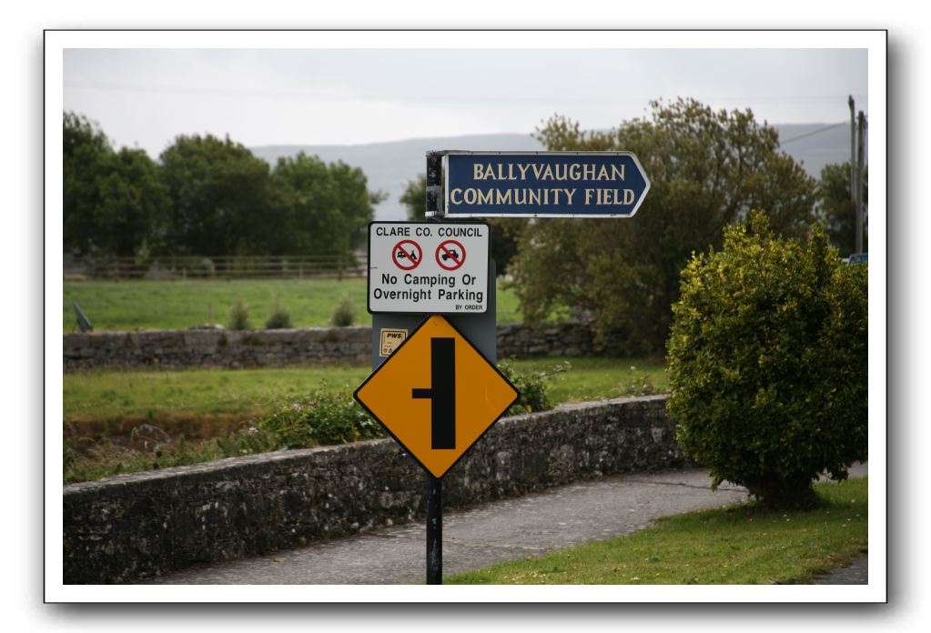 Castle-Dunguaire-Ballyvaughan-Cliffs-of-Moher-3128