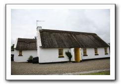 Castle-Dunguaire-Ballyvaughan-Cliffs-of-Moher-3133