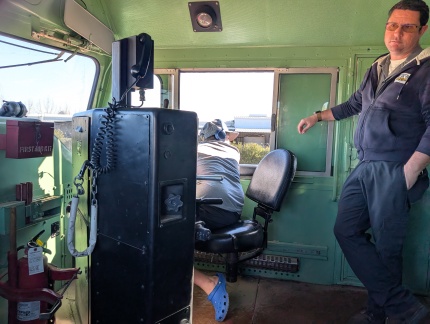 PXL 20250202 180408664.MP