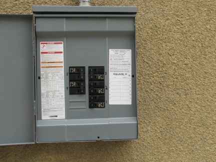 Geek Hill Solar Power Panel and Disconnect - 002